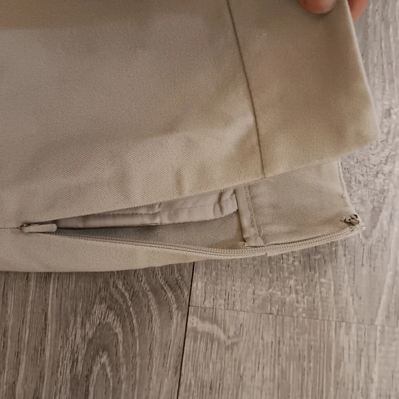 Chico slack cream pants. Side zipper. Size 0 Regular - Picture 6 of 6